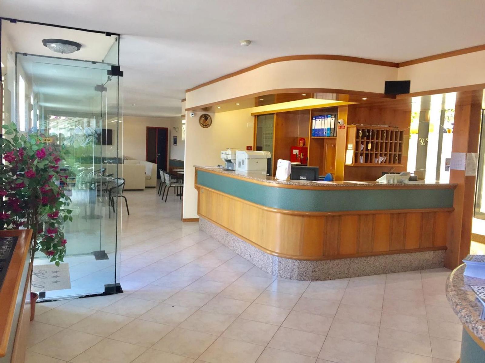 Hotel Lido Гарньяно Екстер'єр фото