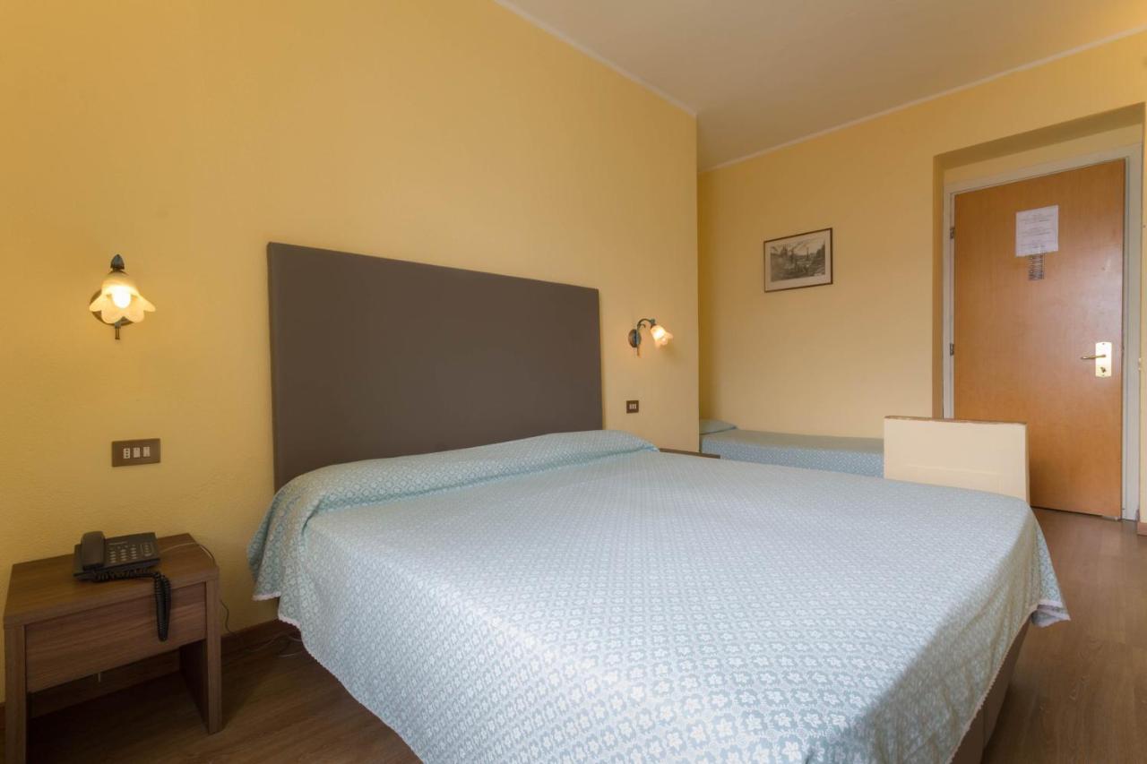 Hotel Lido Гарньяно Екстер'єр фото